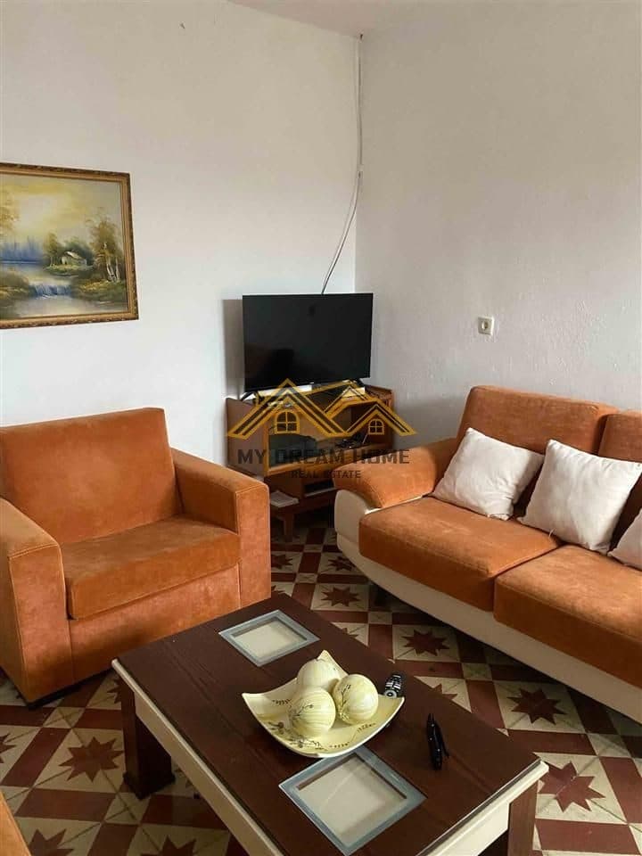 SHITET SHTEPI PRIVATE TEK GJYKATA ,DURRES ! 2