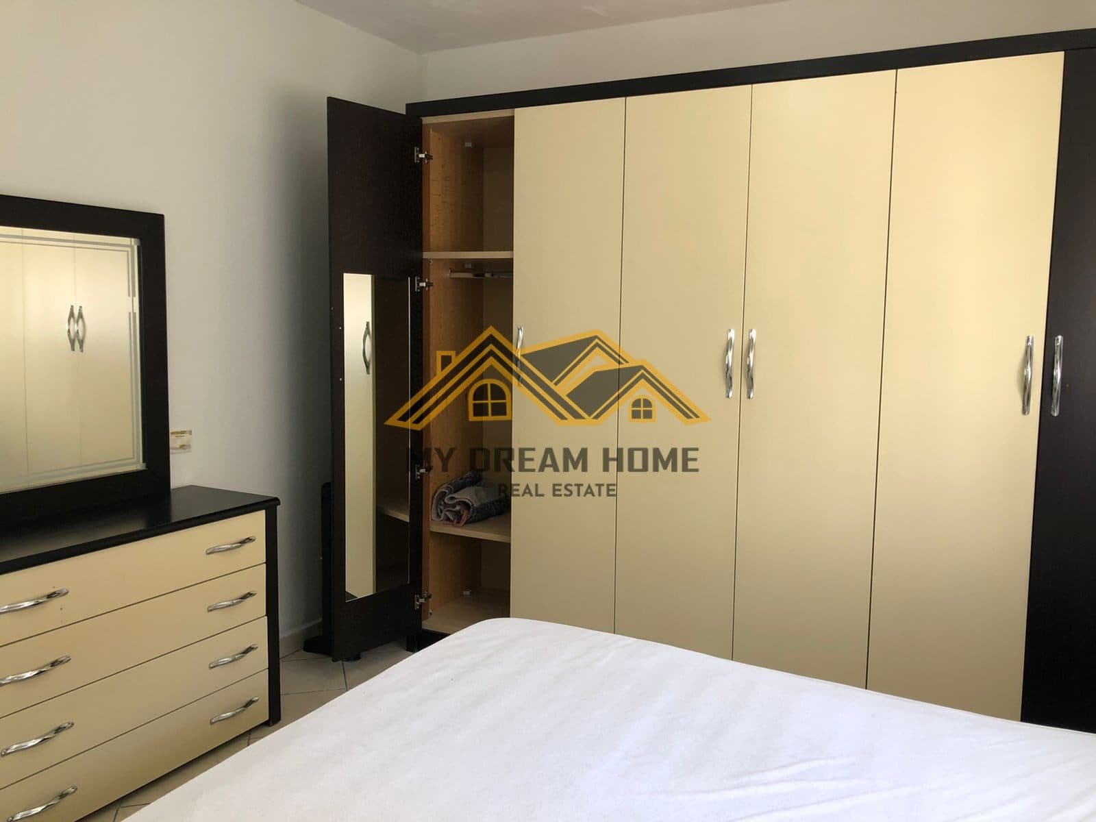 SHITET APARTAMENT 1+1 TEK SHKOLLA EFTALI KOCI 4