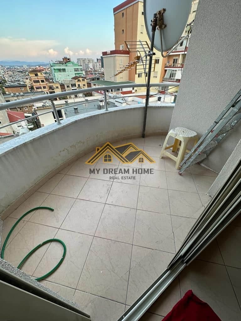 SHITET APARTAMENT NE DURRES 2+1 PRAN KAZAZIT! 2