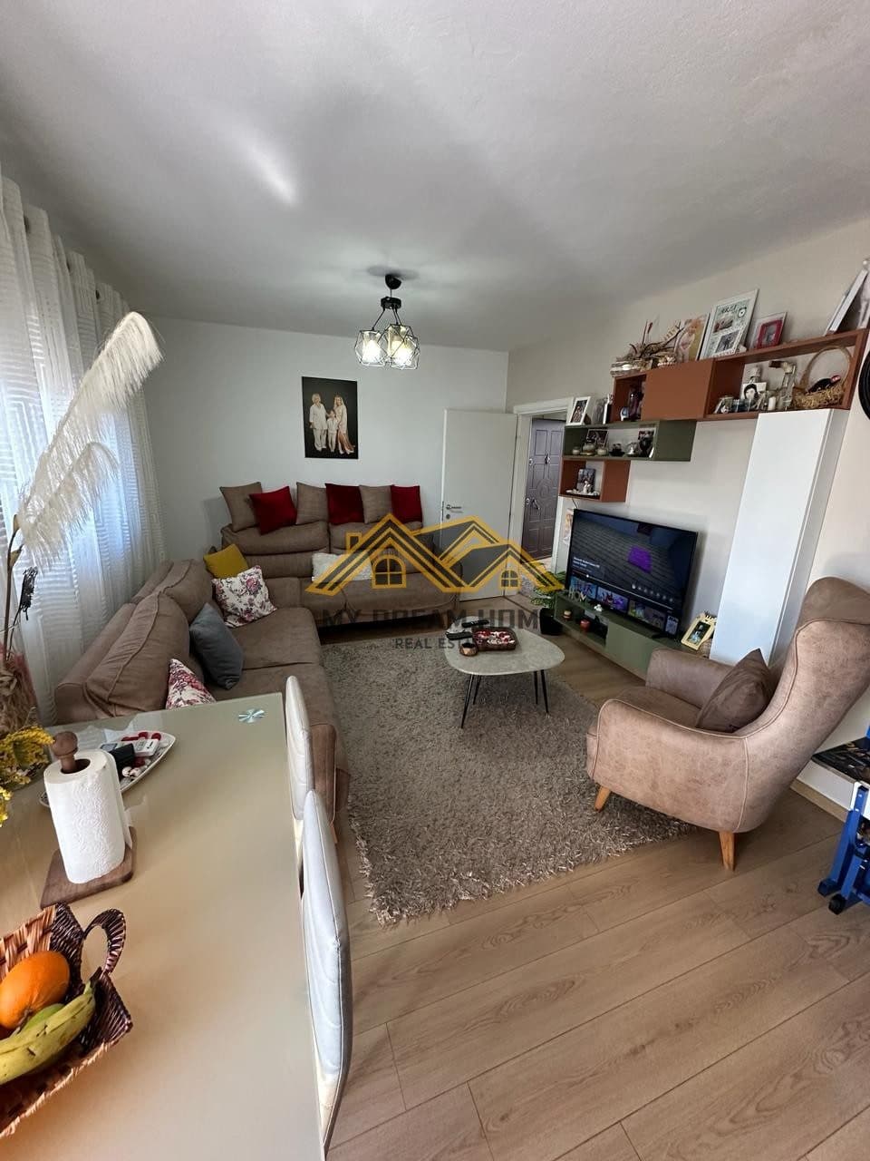 APARTAMENT 1+1 PRANE SHKOLLES EFTALI KOCI DURRES,PER SHITJE! 3