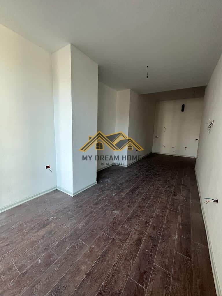 SHITET APARTAMENT 1+1 NE VOLLGA ! 3