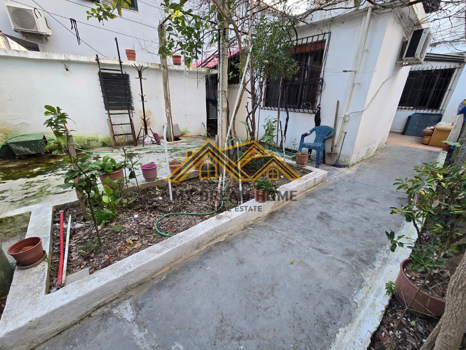 SHITET SHTEPI PRIVATE 1-KATSHE TEK LAGJIA 6 DURRES