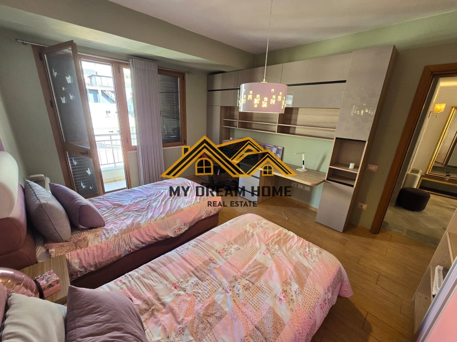 PENTHOUSE 3+1+2 +DEPO+VERANDE, ME PAMJE DETI, NE VOLLGA DURRES, PER QIRA!