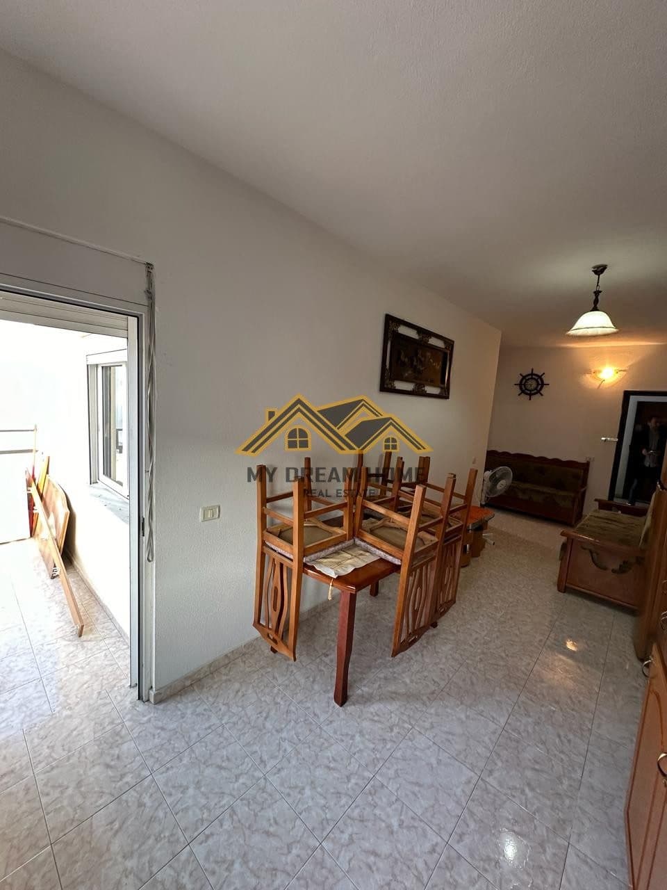 SHITET APARTAMENT 1+1 NE ILIRIA PLAZH,DURRES!