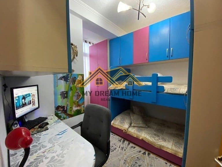 SHITET APARTAMENT 3+1+2 TE LAGJIA 16! 4