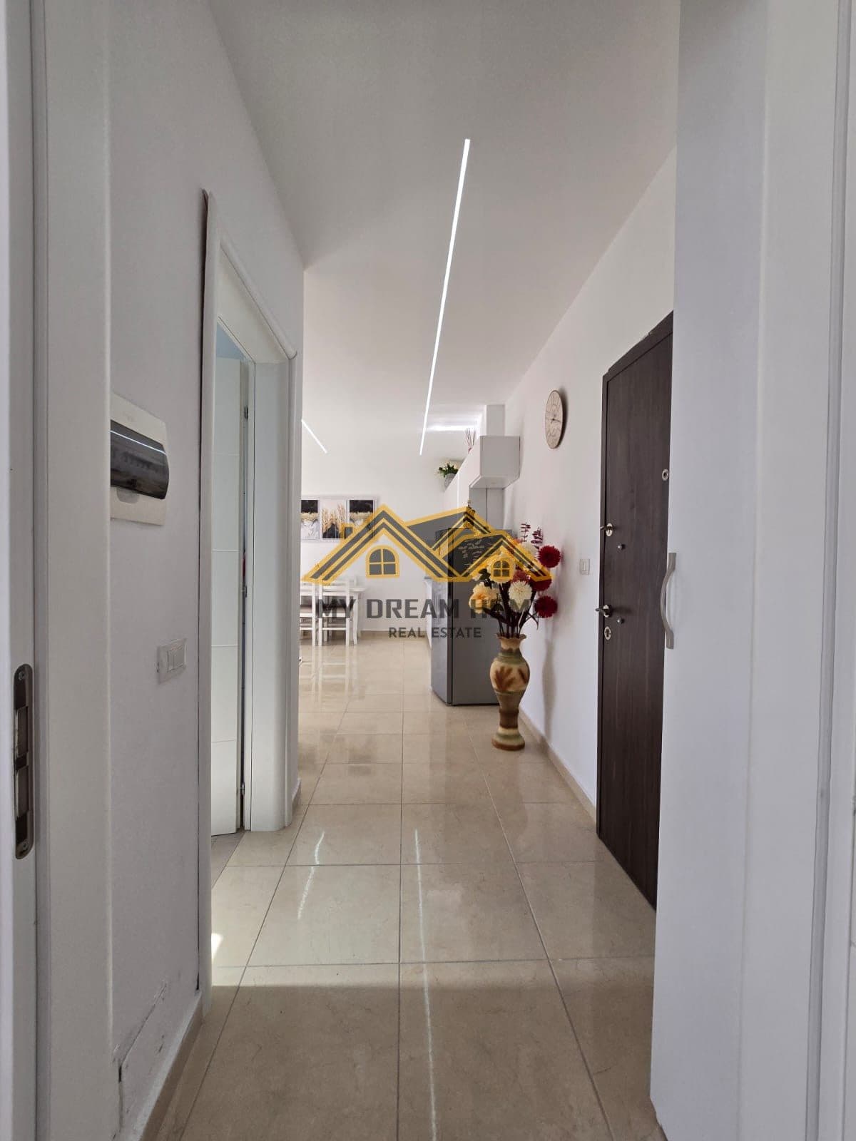 SHITET APARTAMENT 1+1 NE PLAZH DURRES! 2