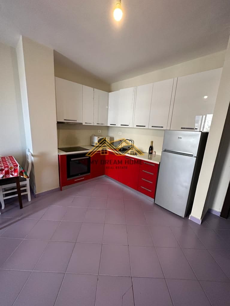SHITET APARTAMENT 1+1 TEK RROTA E KUQE. 3