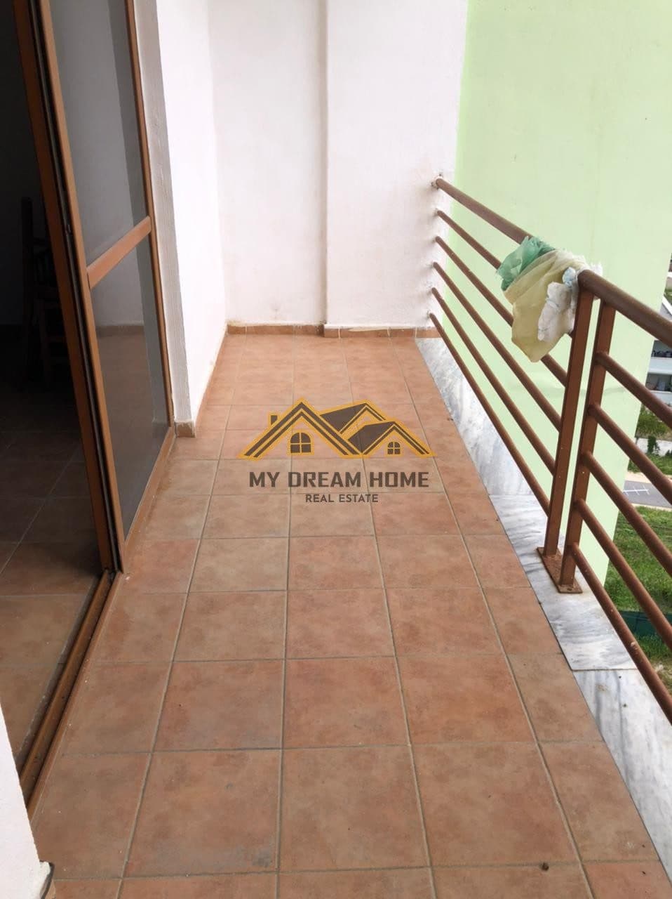 SHITET APARTAMENT 2+1 PLAZH DURRES 3