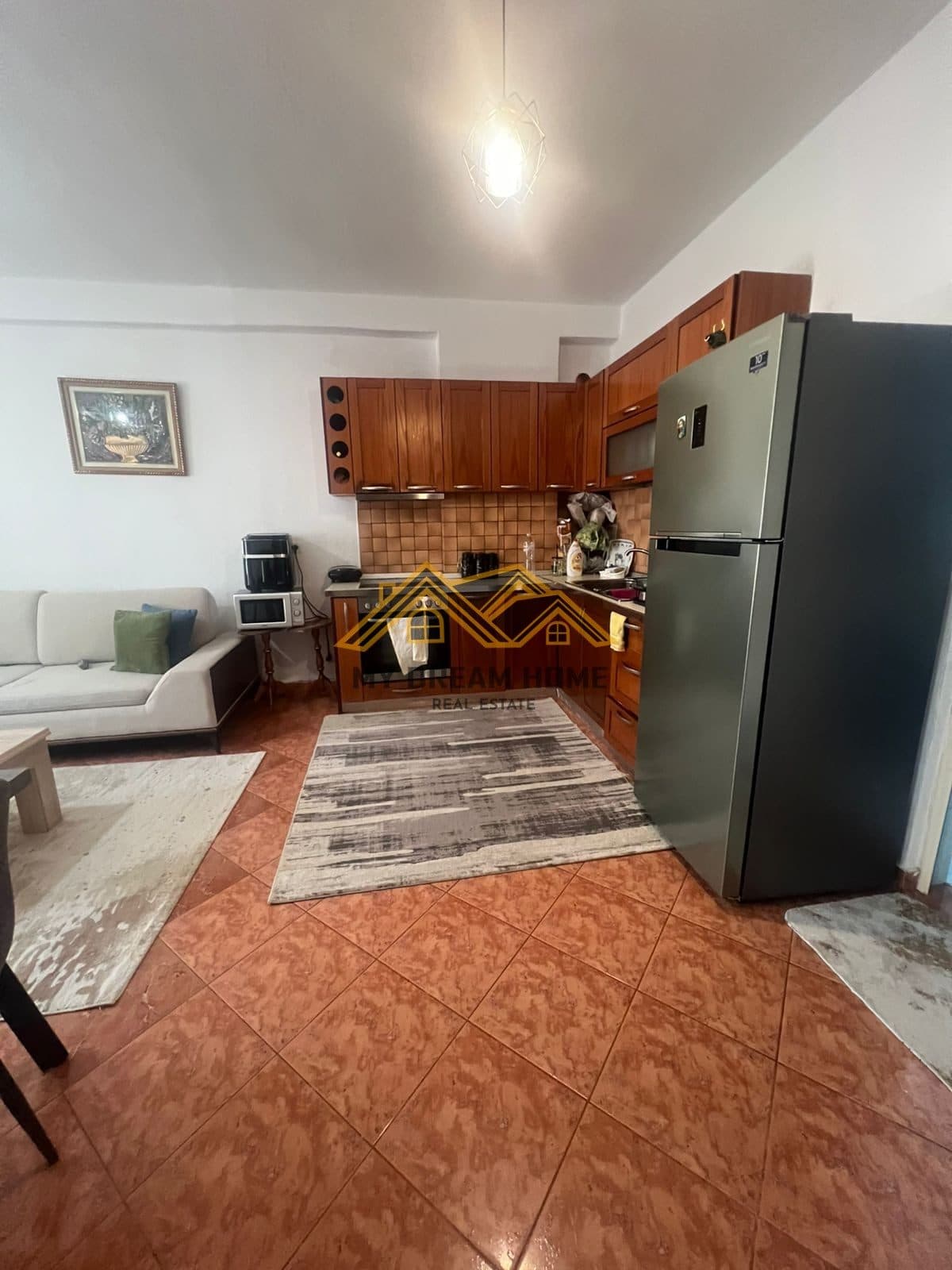 SHITET APARTAMENT 1+1 NE PLAZH DURRES! 3