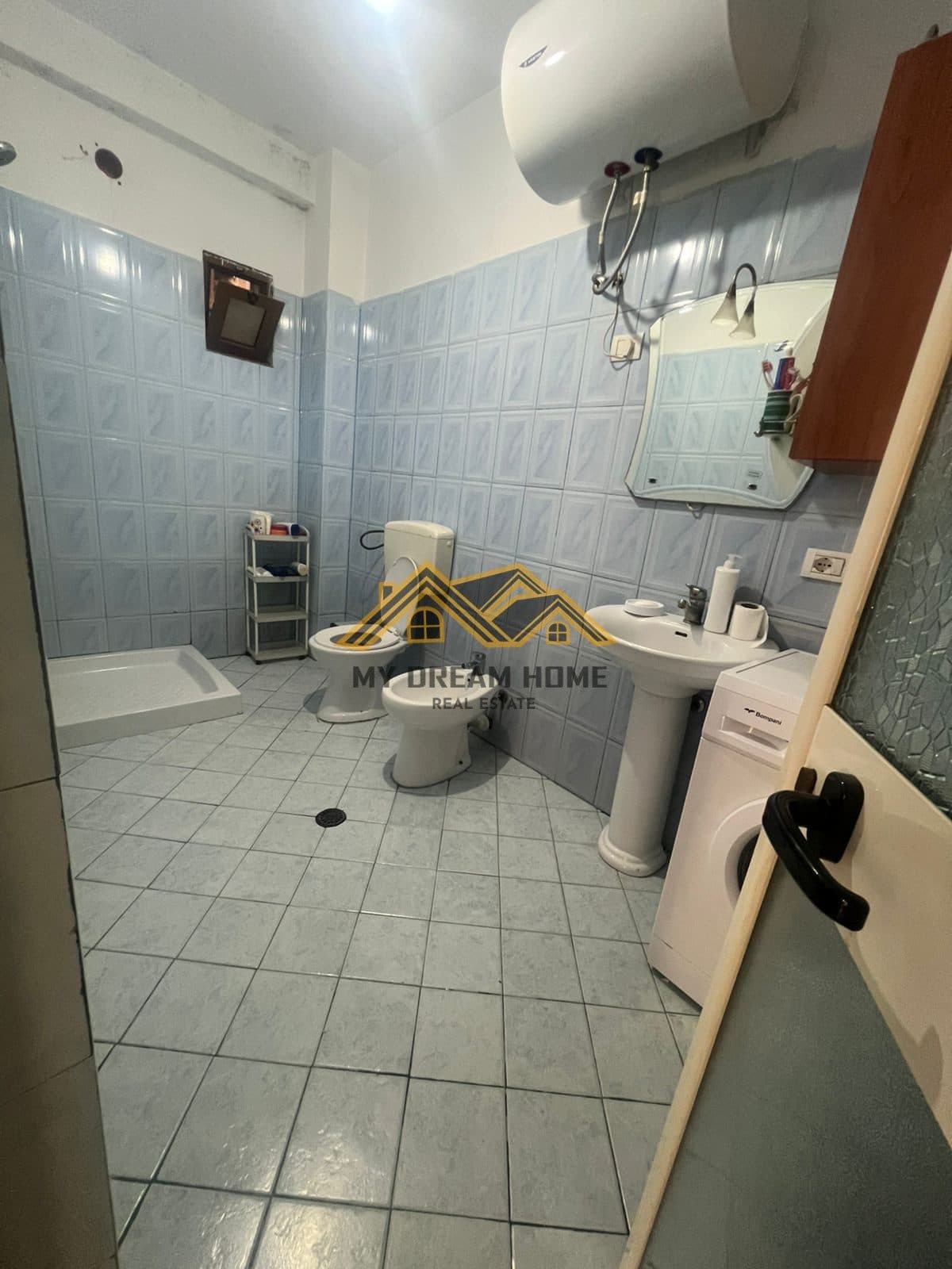 SHITET APARTAMENT 1+1 NE PLAZH DURRES! 4