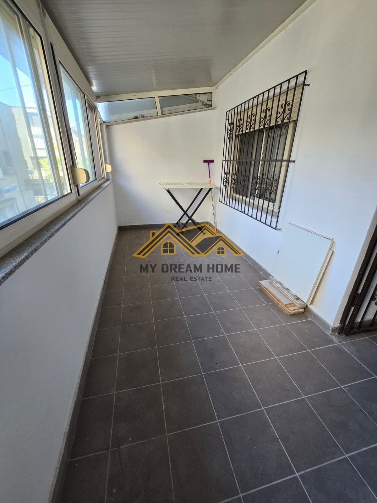 SHITET APARTAMENT 1+1 DURRES ! 3