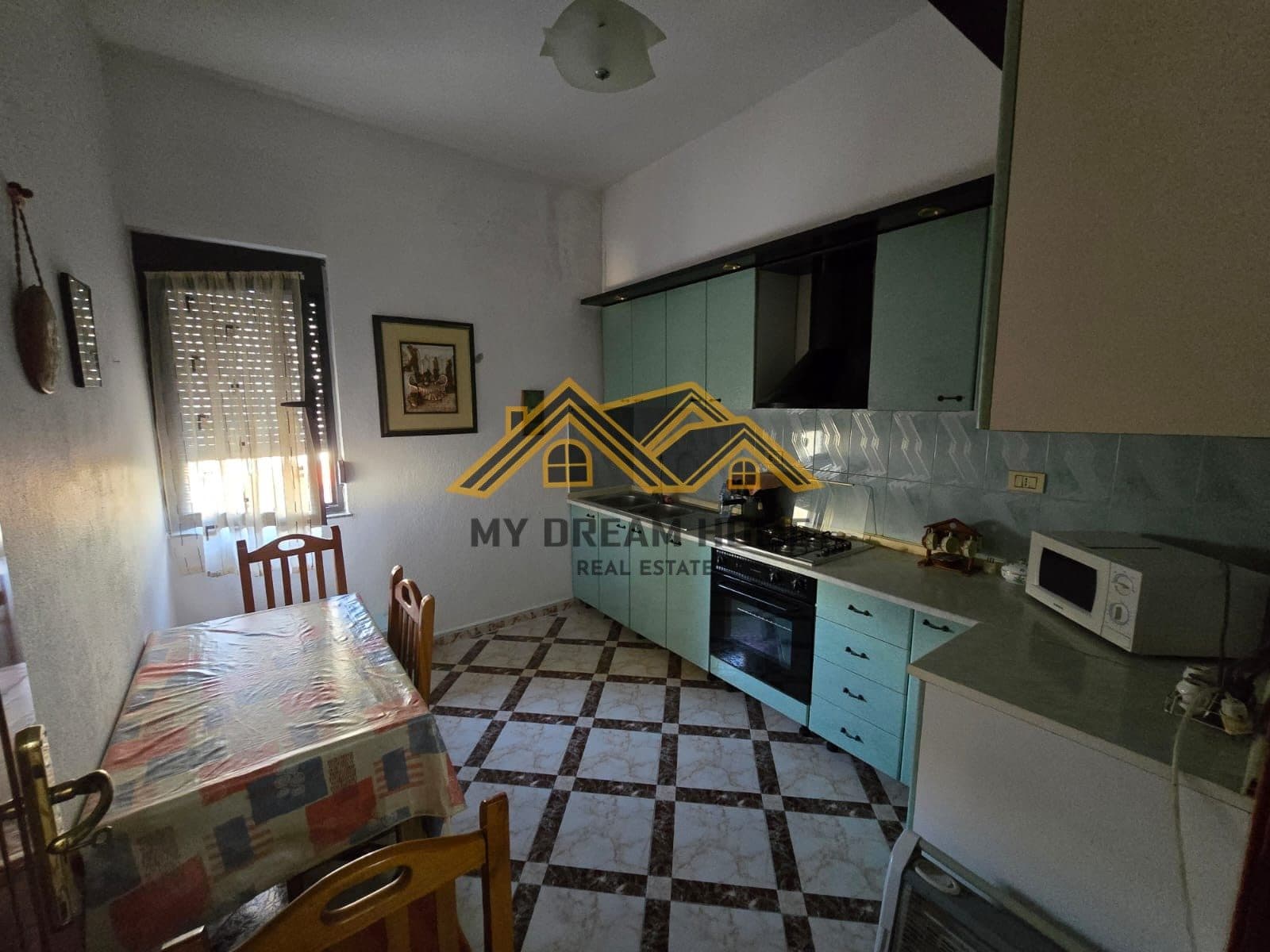 SHITET APARTAMENT 3+1+DEPO+GARAZHD ISH RAJONI 3