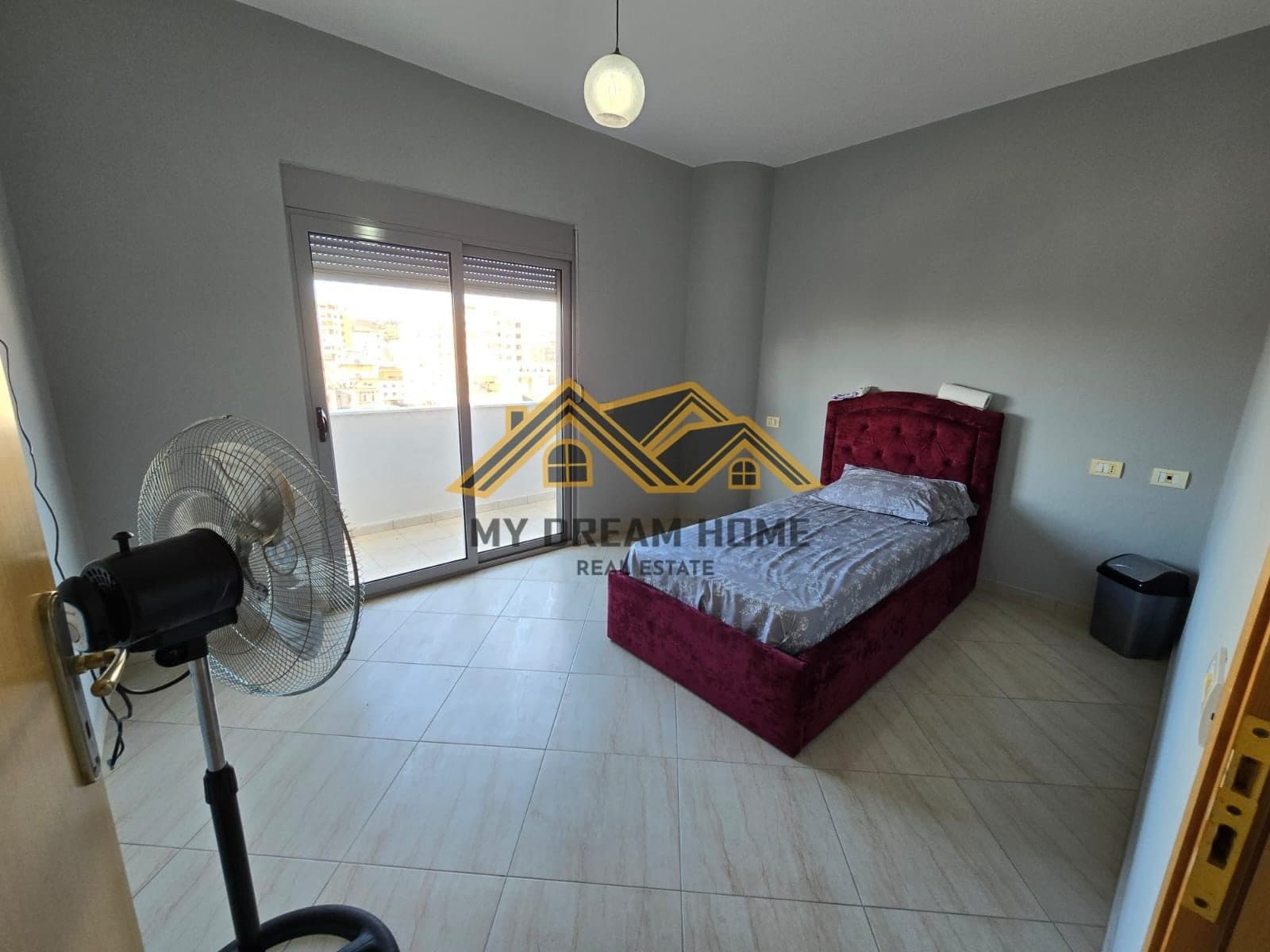 SHITET APARTAMENT 3+1 TEK KOPLEKS JEDAS QENDER DURRES 2