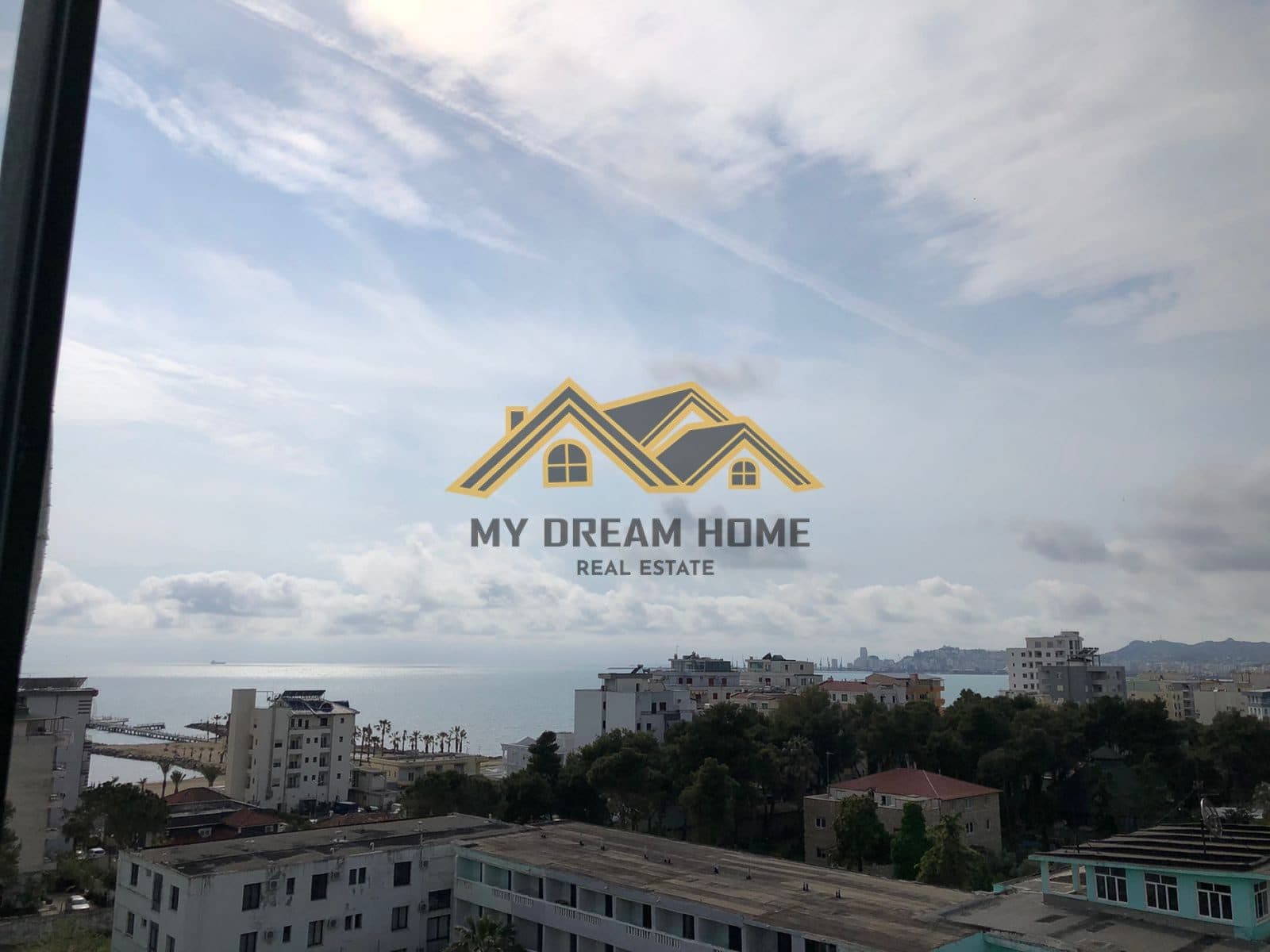 SHITET APARTAMENT 2+1 PLAZH ILIRIA DURRES