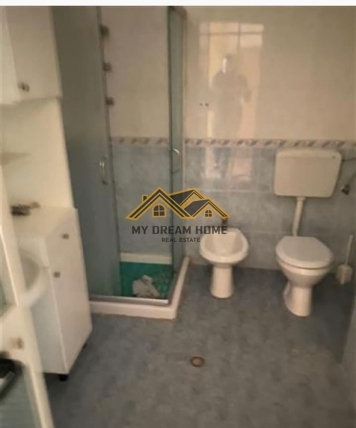 SHITET APARTAMENT 1+1 PLAZH ILIRIA 2