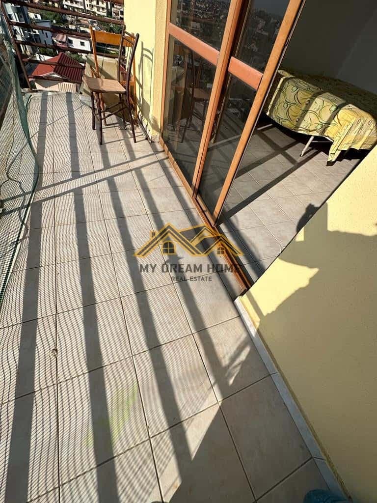 SHITET APARTAMENT 1+1 PLAZH DURRES 4