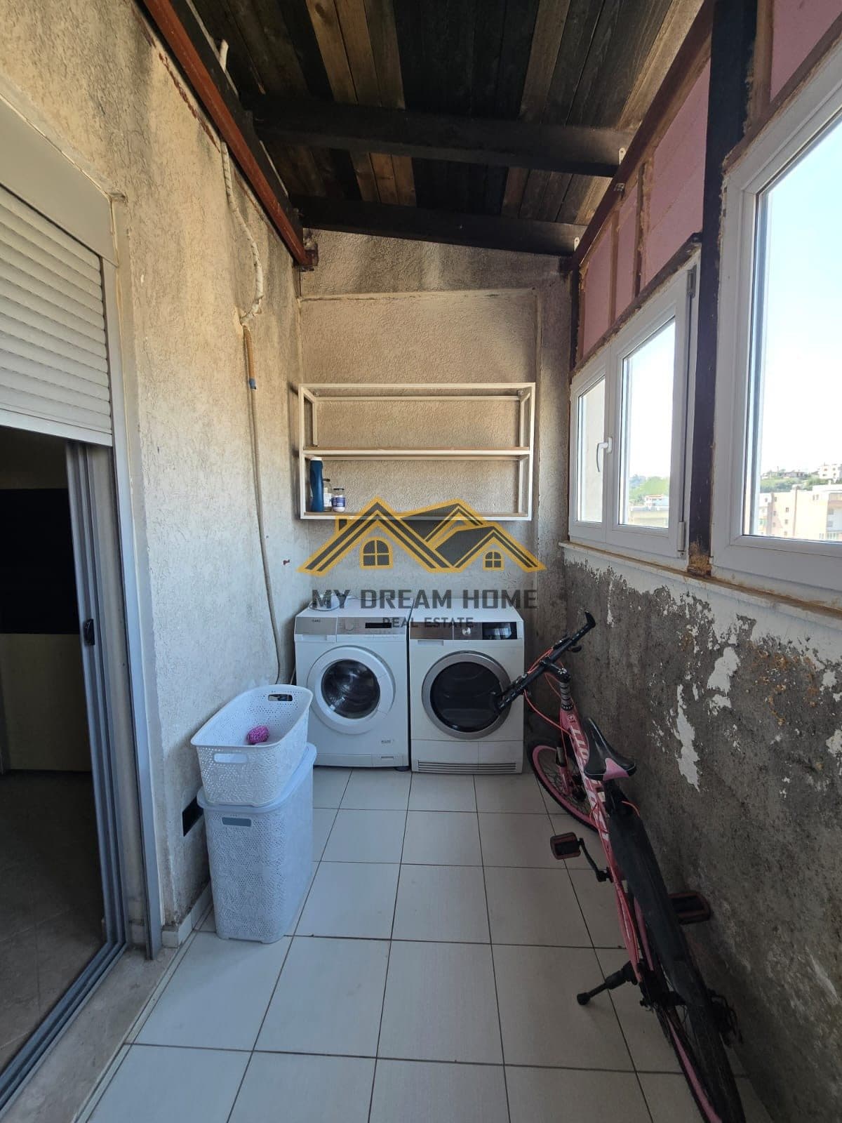 SHITET APARTAMENT 2+1 PRAN POLICIS DURRES! 4