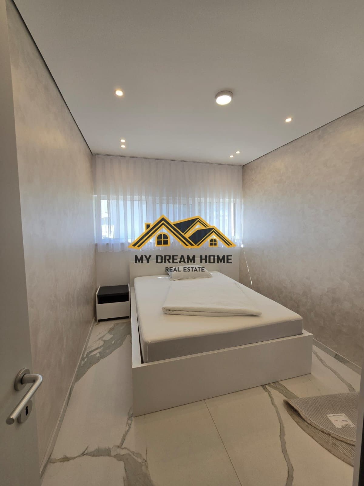 SHITET APARTAMENT 2+1 VIJE E PARE NGA VILAT NE GJIRIN E LALEZIT, NE KOMPLEKSIN SAN PIETRO! 3