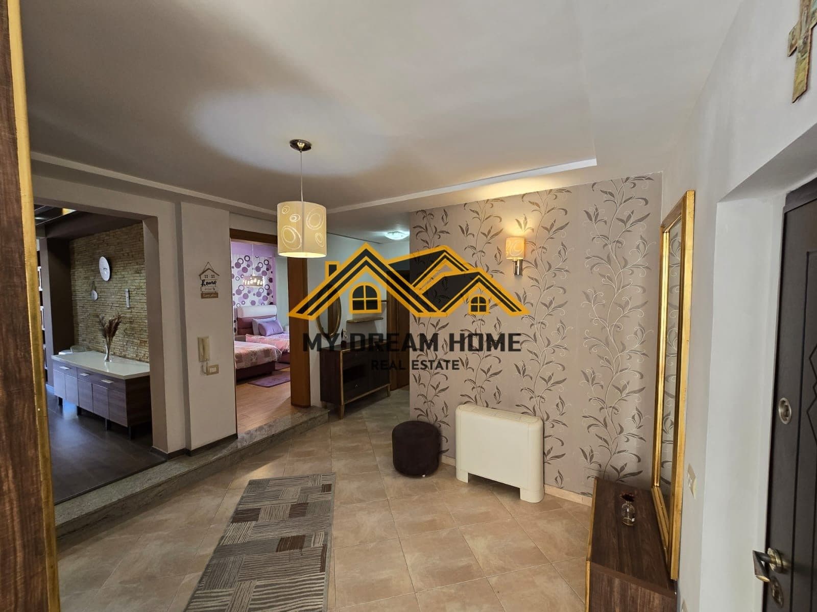 PENTHOUSE 3+1+2 +DEPO+VERANDE, ME PAMJE DETI, NE VOLLGA DURRES, PER QIRA!