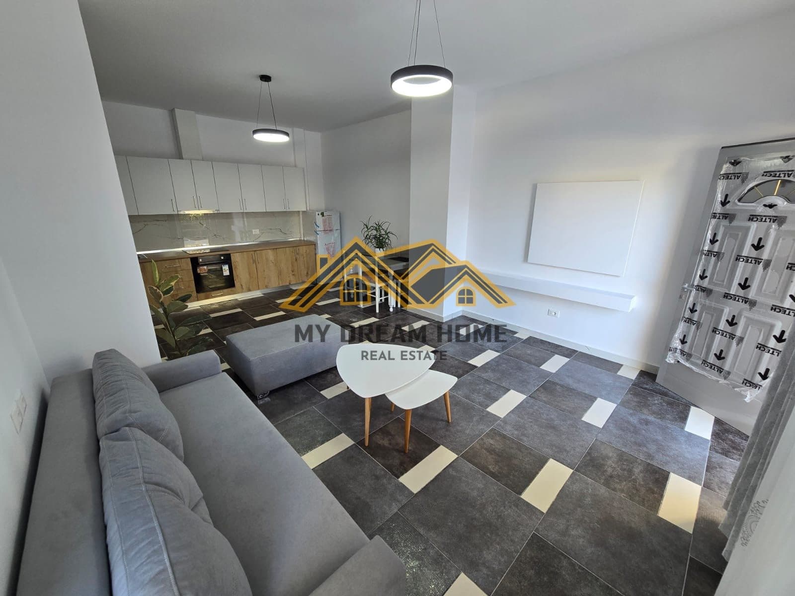 SHITET APARTAMENT 1+1 PLAZH ILIRIA, DURRES!