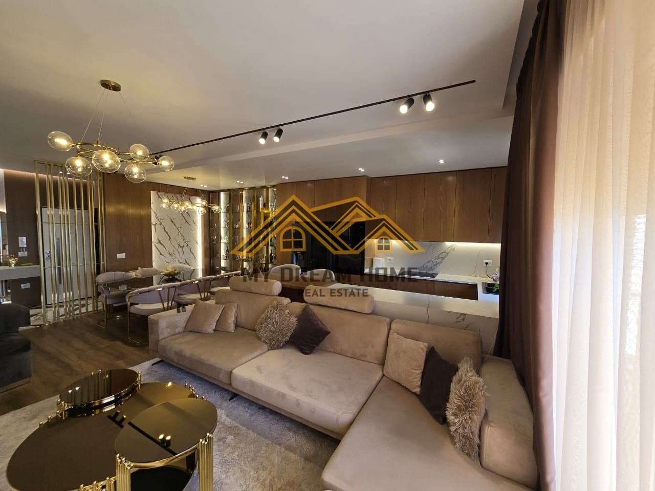 APARTAMENT LUXURY NE SHITJE 3+1+2 RRUGA E RE PORTIT 2