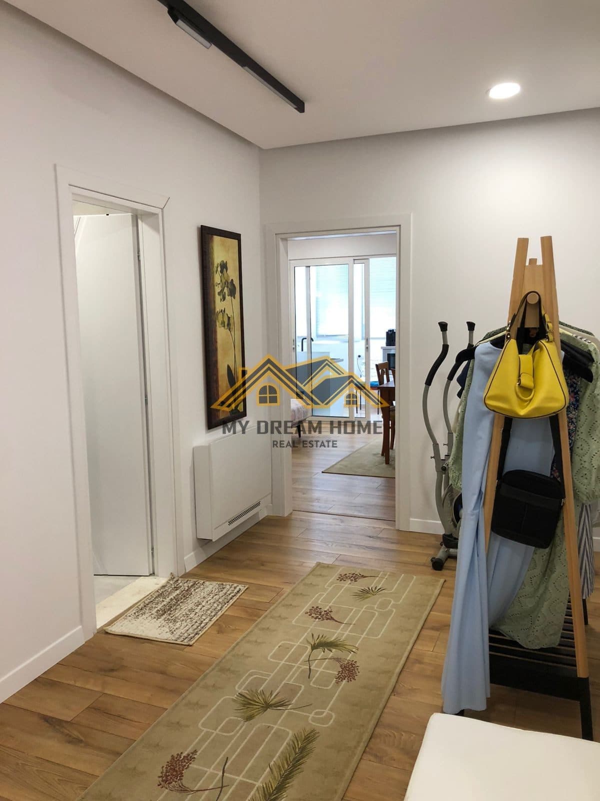 SHITET SUPER APARTAMENT 2+1+2 TEK TREGU I VOGEL! 2