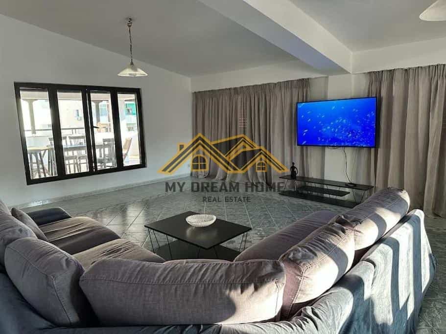 OKAZION SHITET PAPAFINGO 360m2 NE PLAZH, DURRES! 2