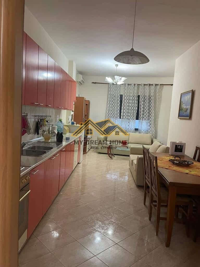 SHITET APARTAMENT 2+1 PLAZH DURRES!