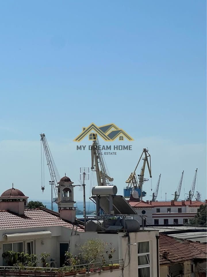 APARTAMENT 1+1 NE QENDER DURRES, PER SHITJE! 4
