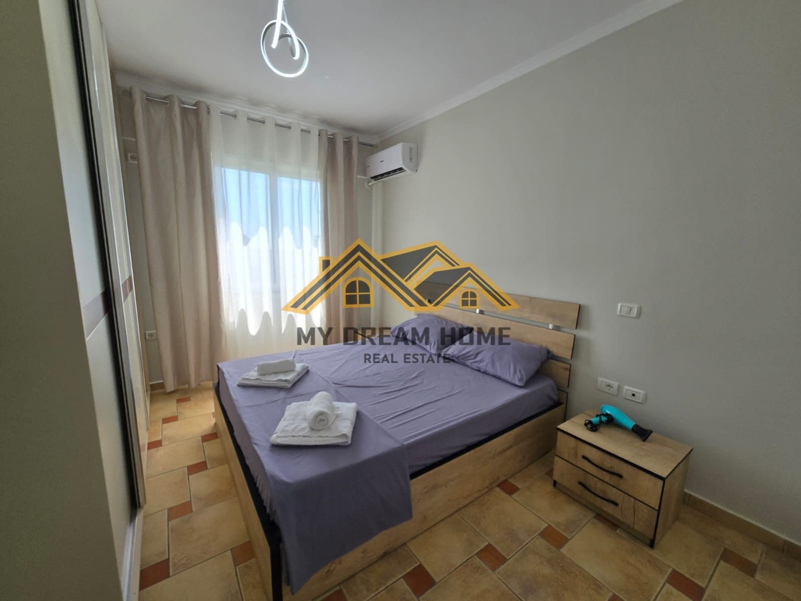 Apartament 2+1+2T Për Shitje në Plazh, Durrës 2