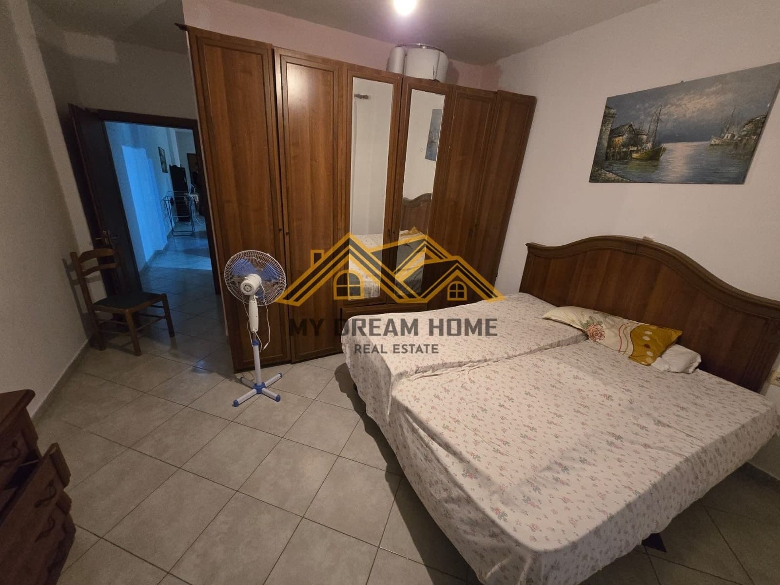 SHITET APARTAMENT 2+1 TEK ISH FABRIKA E BUKES DURRES!