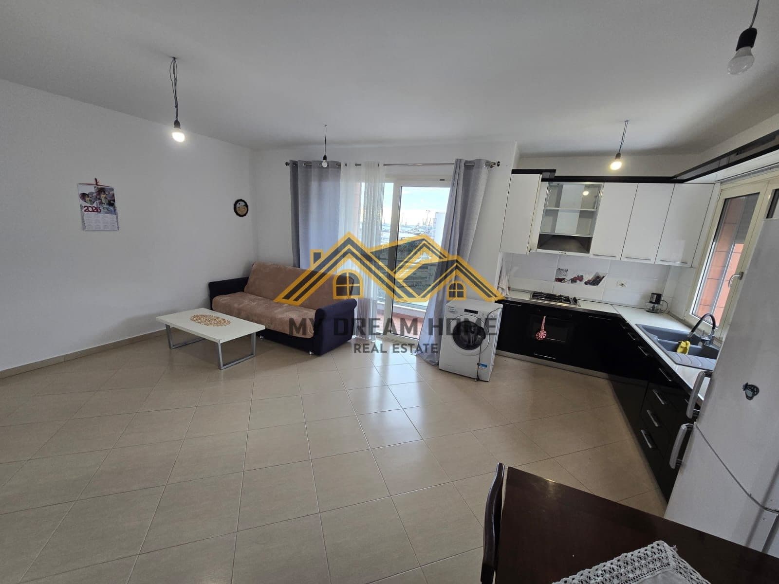 SHITET APARTAMENT 3+1+2 + DEPO TEK PORT VIEW DURRES 2