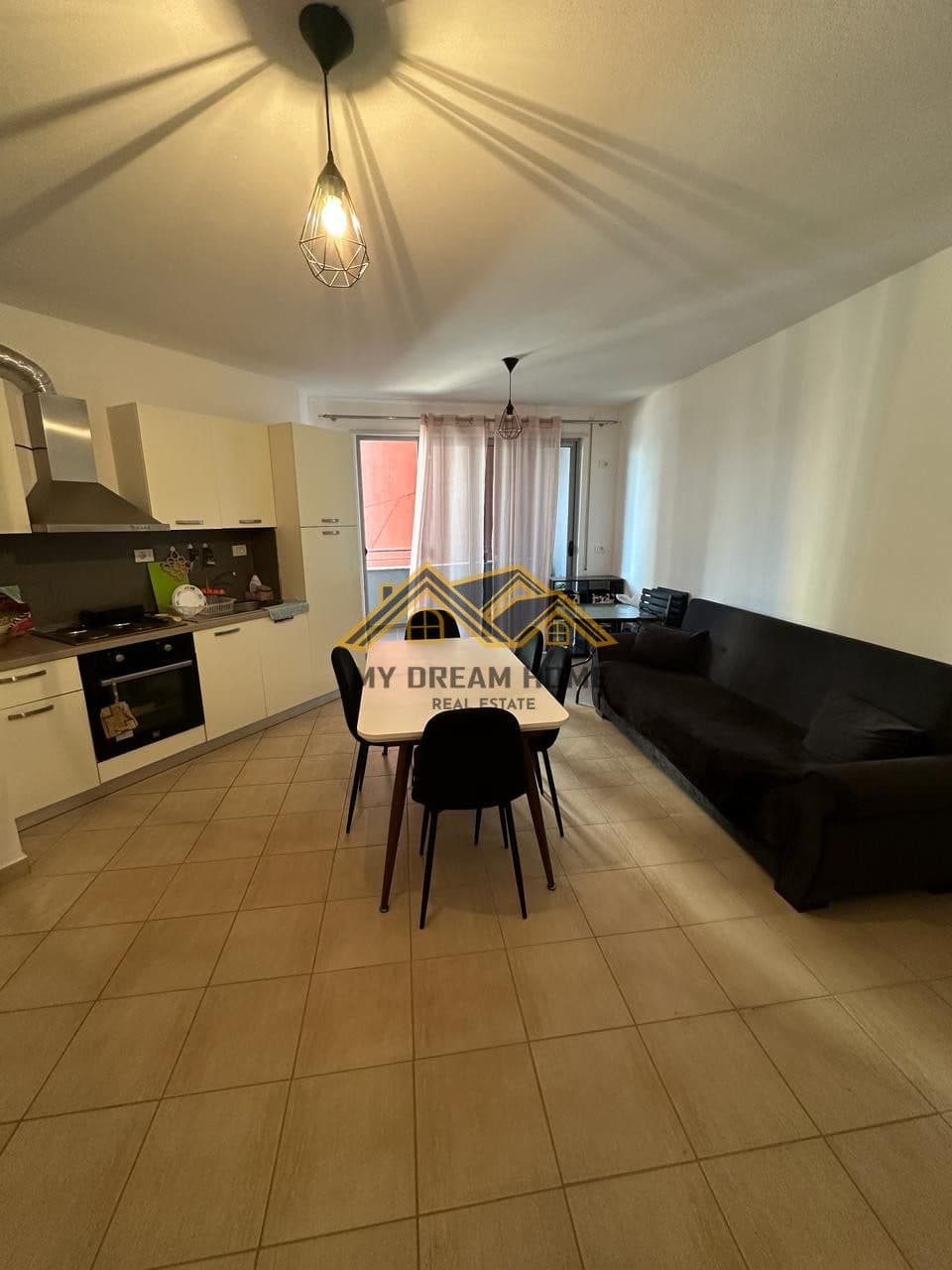 Shitet apartament 1+1 ne Shkemb te Kavajes. 2