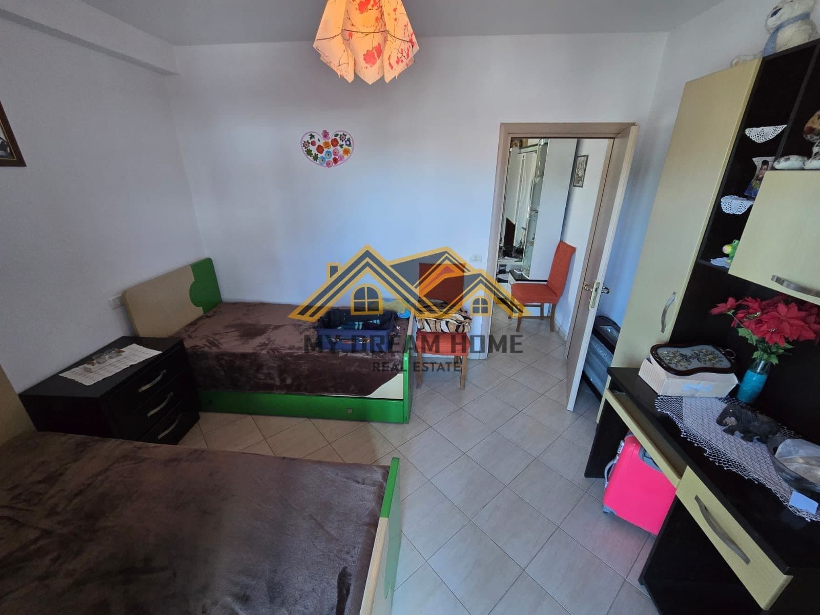SHITET APARTAMENT 2+1 AFER SHKOLLES EFTALI KOCI 3
