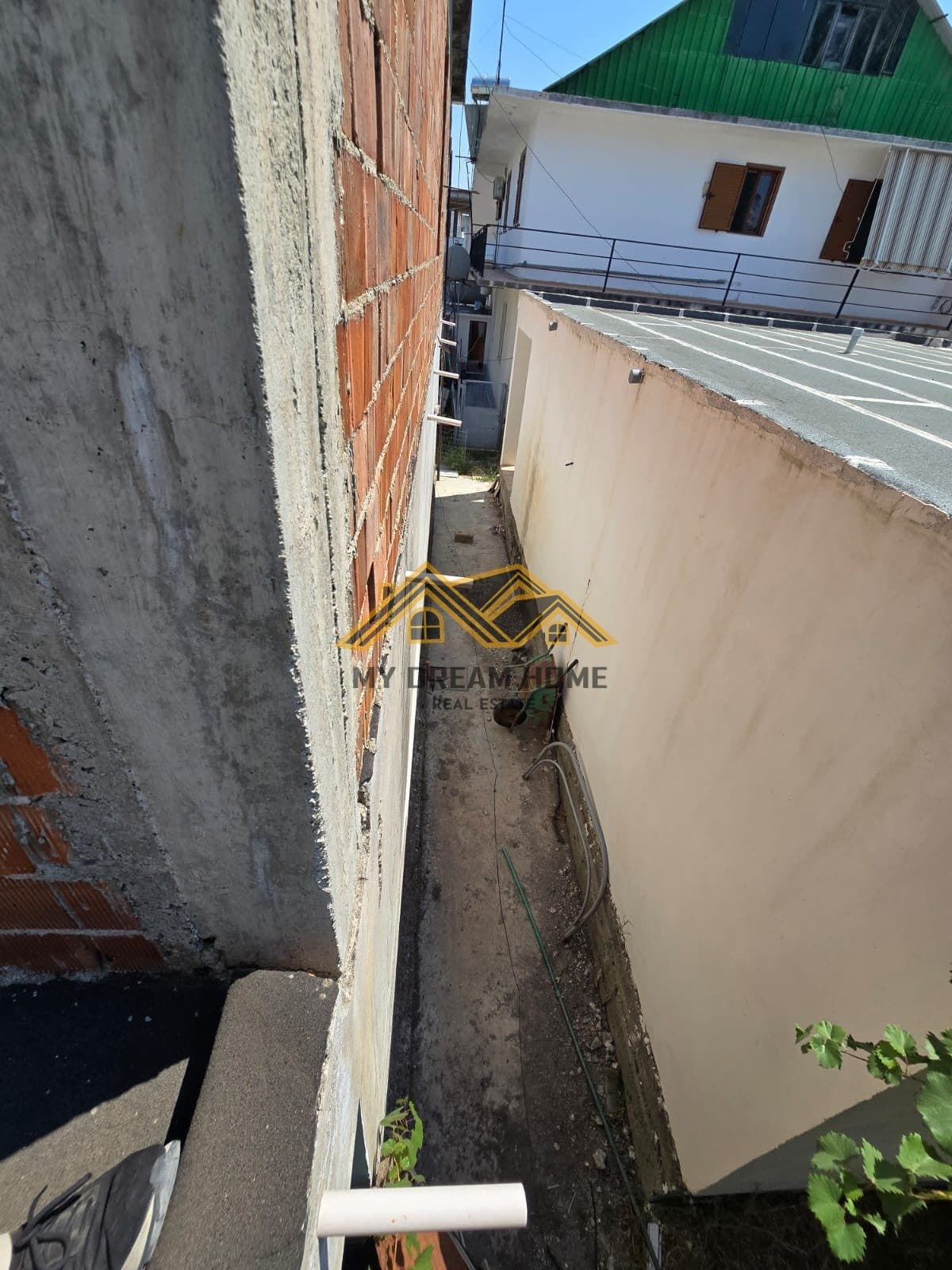 Shtepi Private 2-katëshe për shitje në plazhin e Durrësit 2