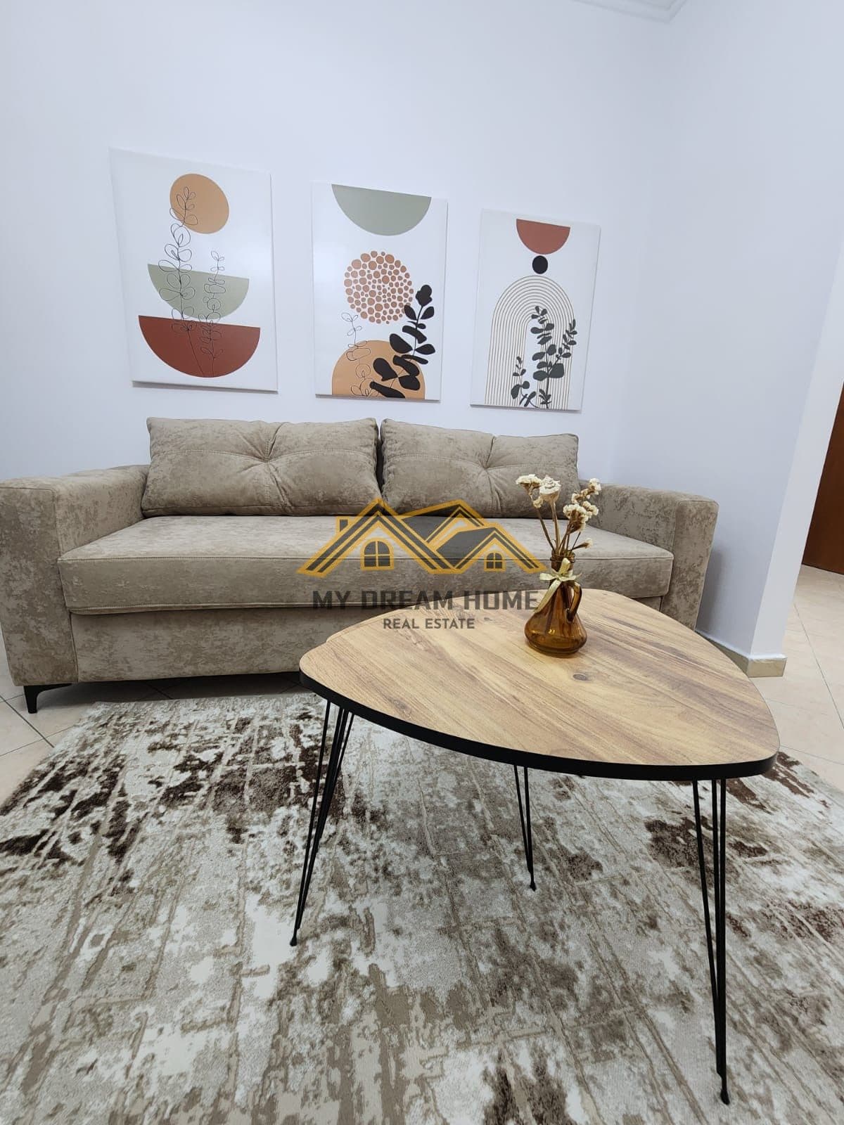 SHITET APARTAMENT PRAN KOMPLEKS EKA PLAZH DURRES! 3