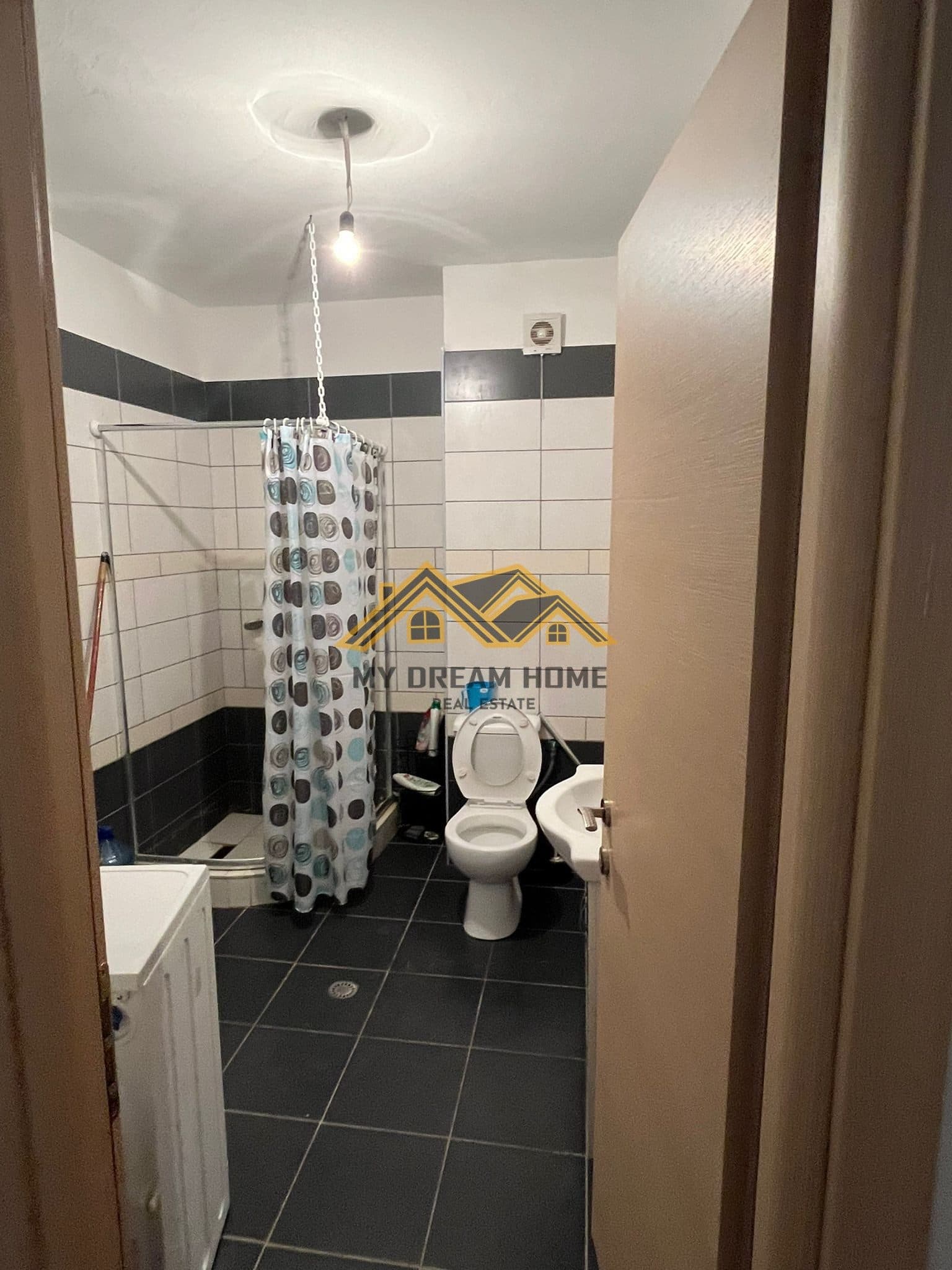 Shitet apartament 1+1 ne Shkemb te Kavajes. 4