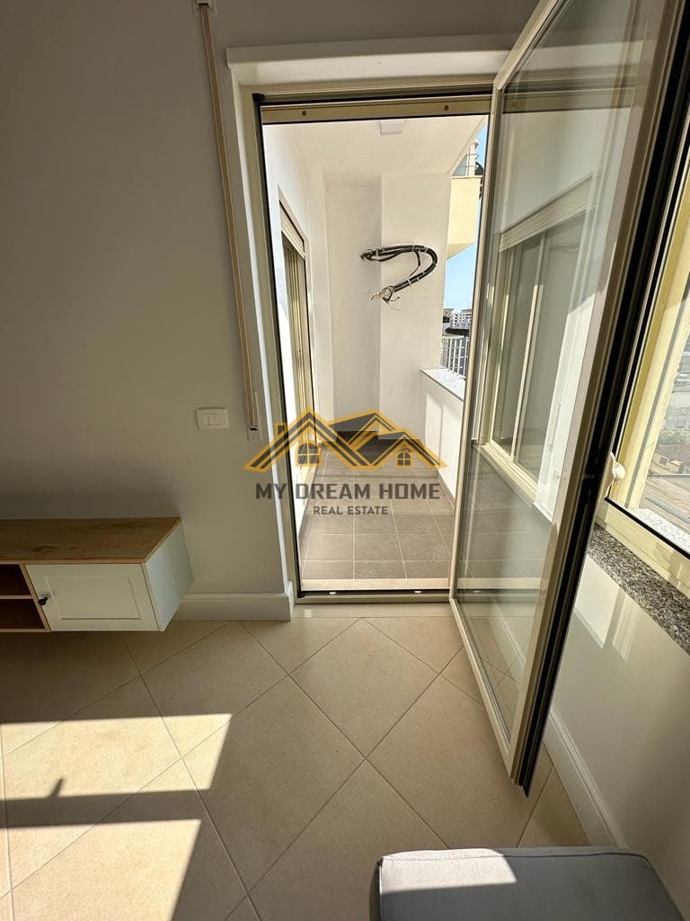 JEPET ME QERA APARTAMENT 1+1 PRANE TREGUT TE FRUTA PERIMEVE, DURRES !