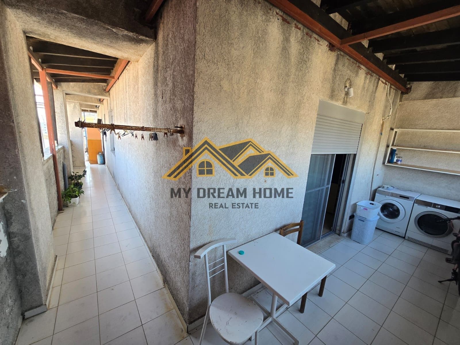 SHITET APARTAMENT 2+1 PRAN POLICIS DURRES! 3