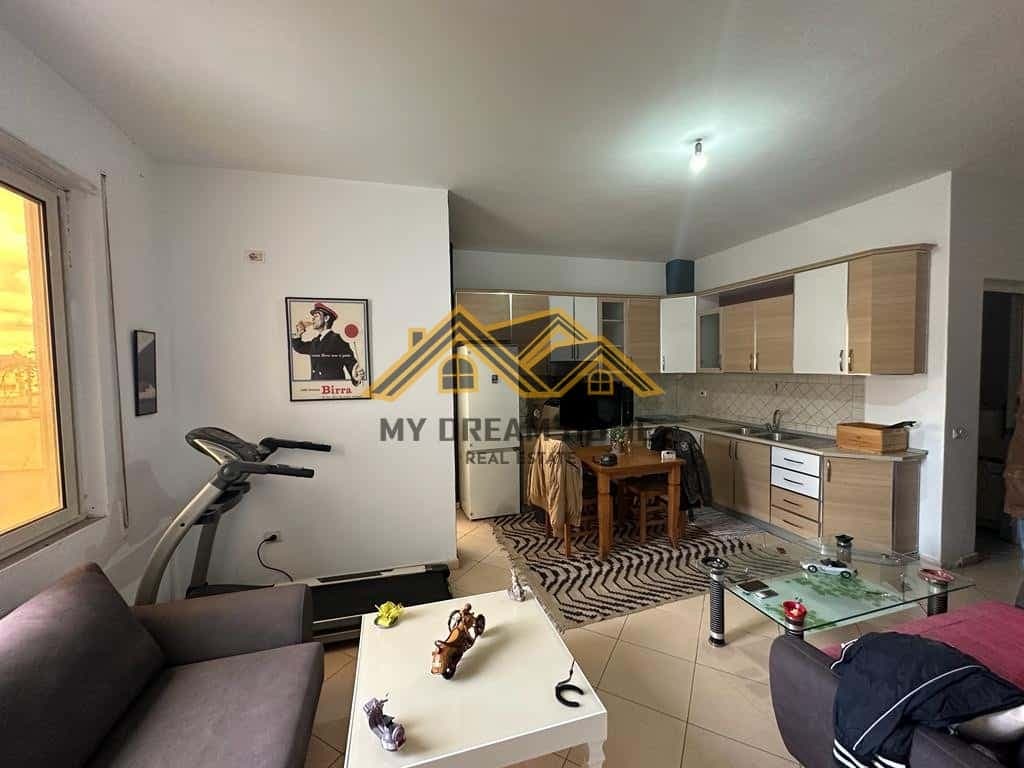 SHITET APARTAMENT 1+1 TEK ZONA E TREGUT INDUSTRIAL! 3