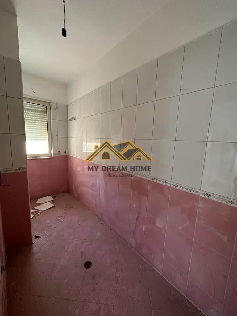 SHITET APARTAMENT 2+1 TE ISH URT-JA! 3