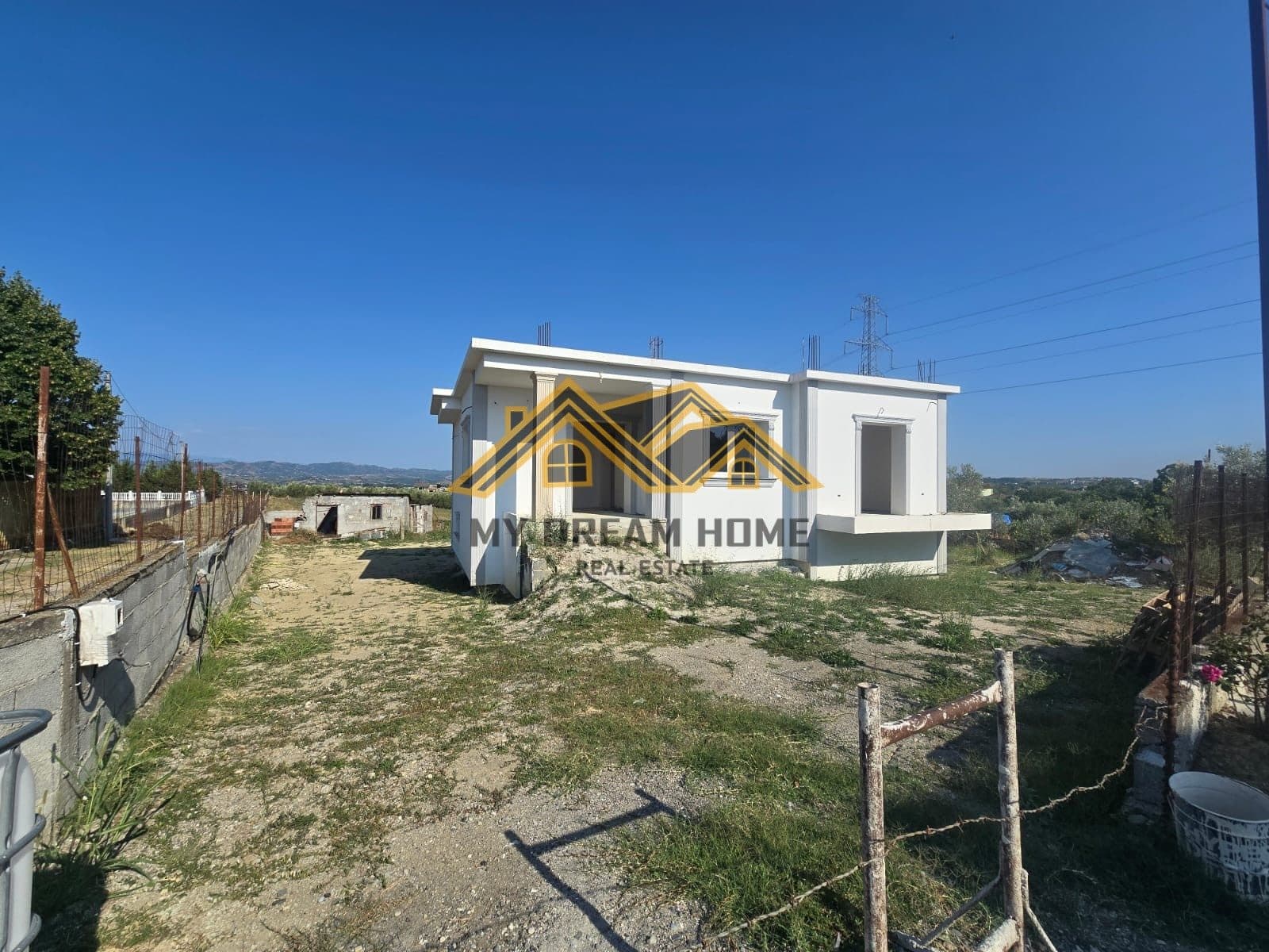 SHITET SHTEPI PRIVATE NE ARAPAJ DURRES