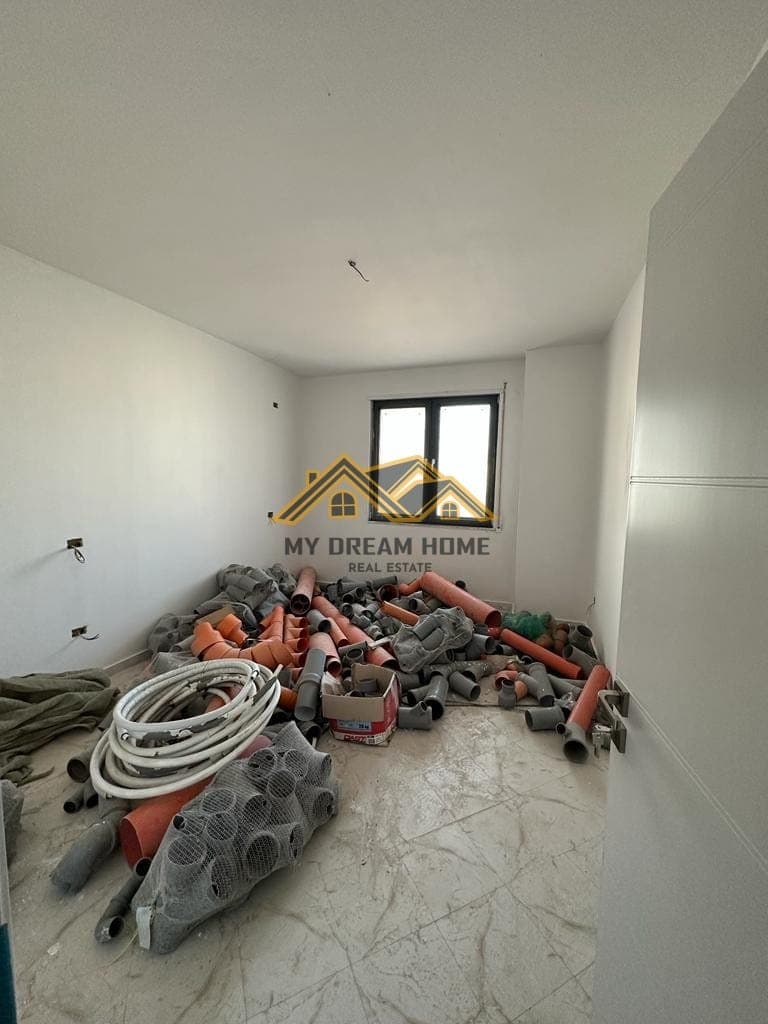 SHITET APARTAMENT 1+1 TE VOLLGA DURRES 3