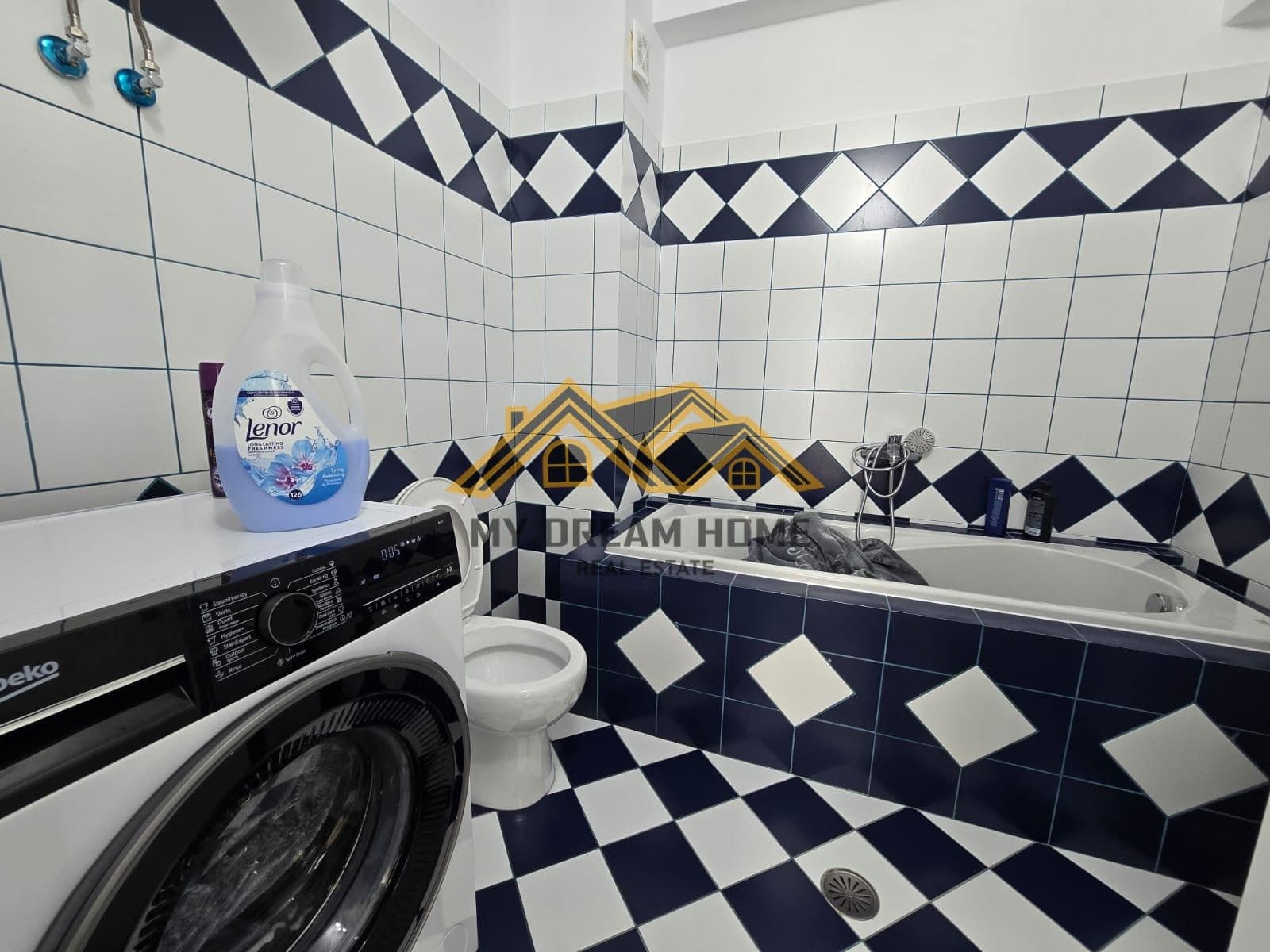 Apartament 2+1+2T Për Shitje në Plazh, Durrës 3