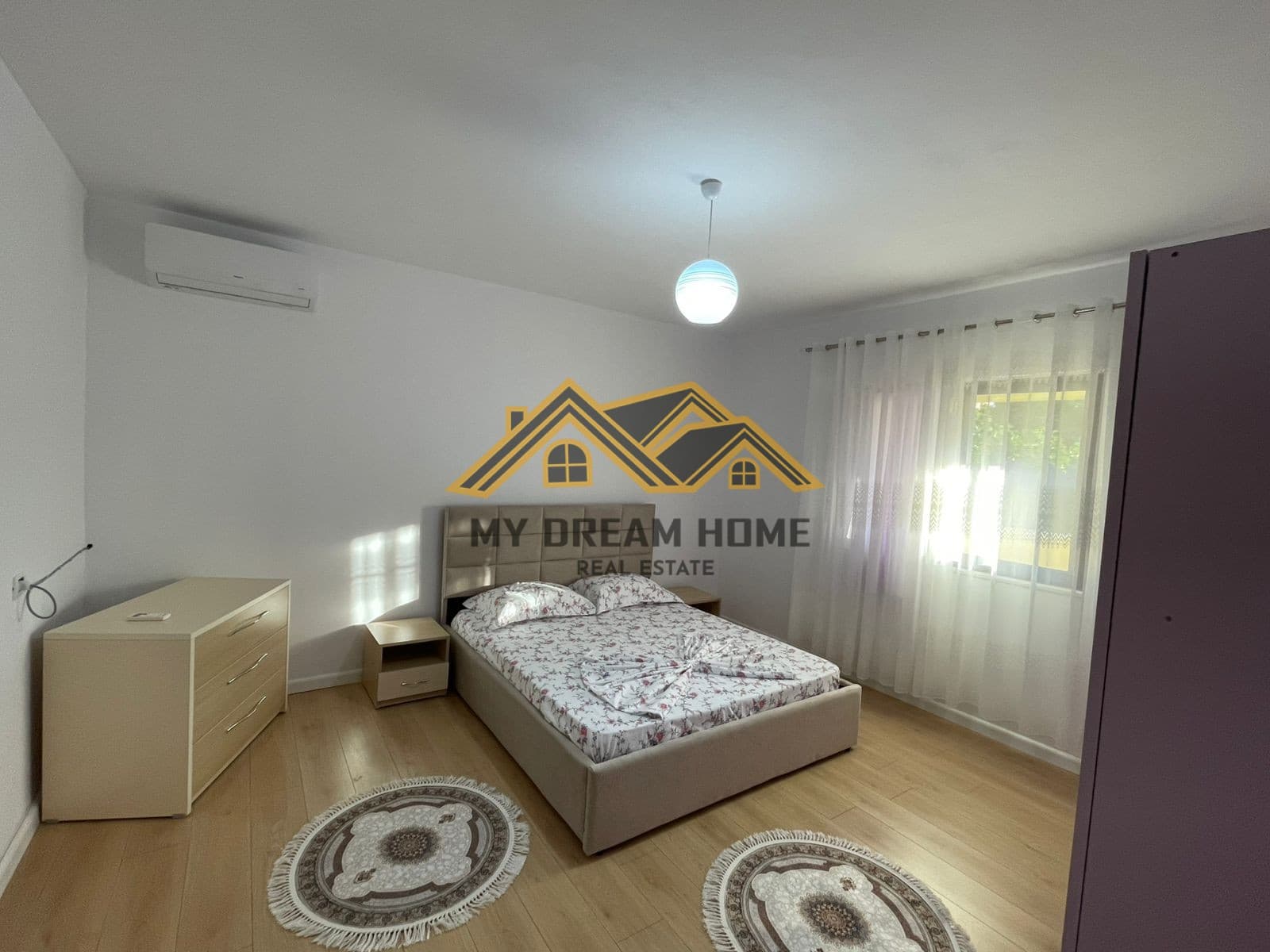 JEPET ME QERA SHTEPI PRIVATE NE PORTO ROMANO