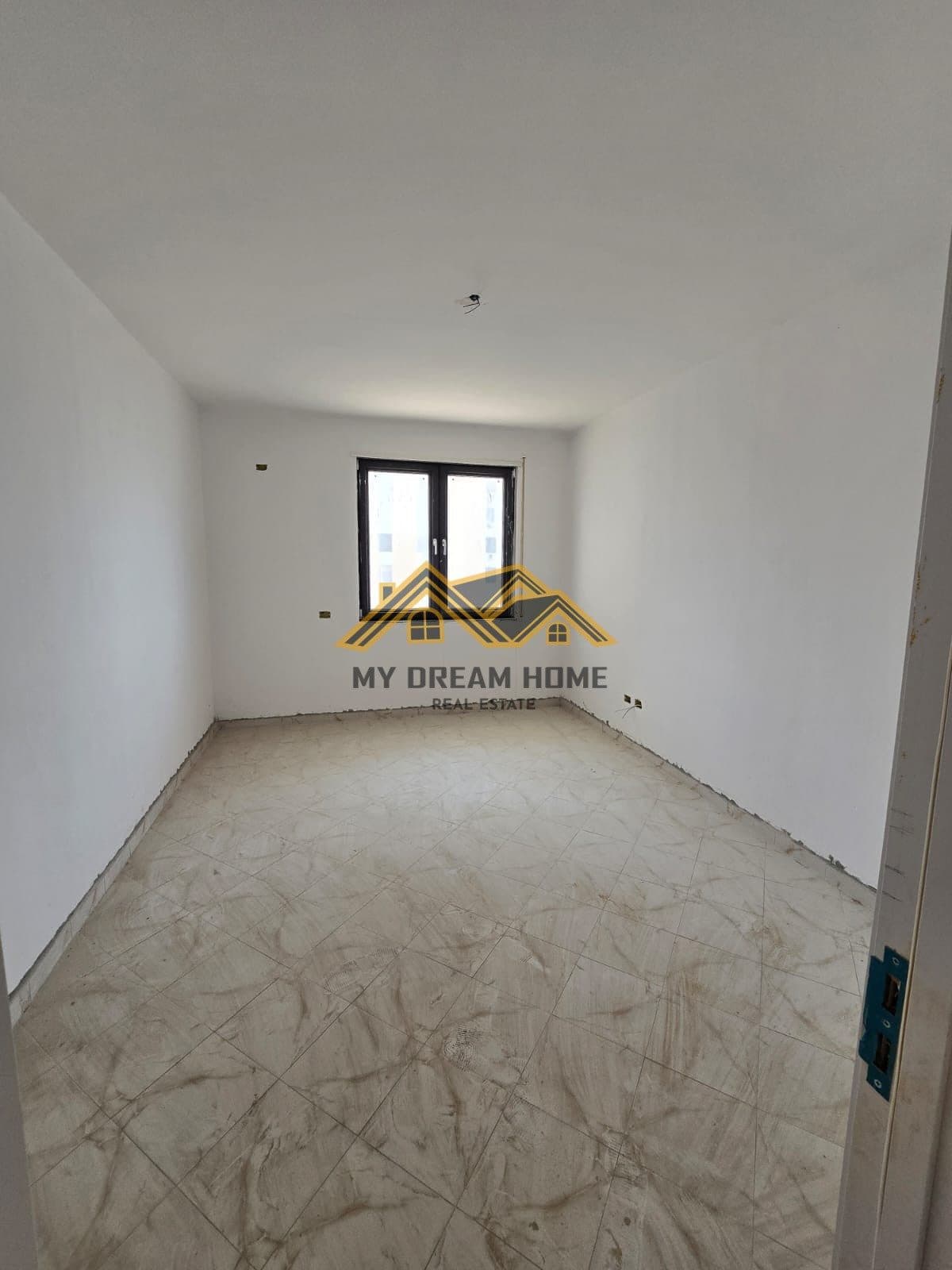 Apartament 2+1+2 per Shitje ne Vollga,Durres 3