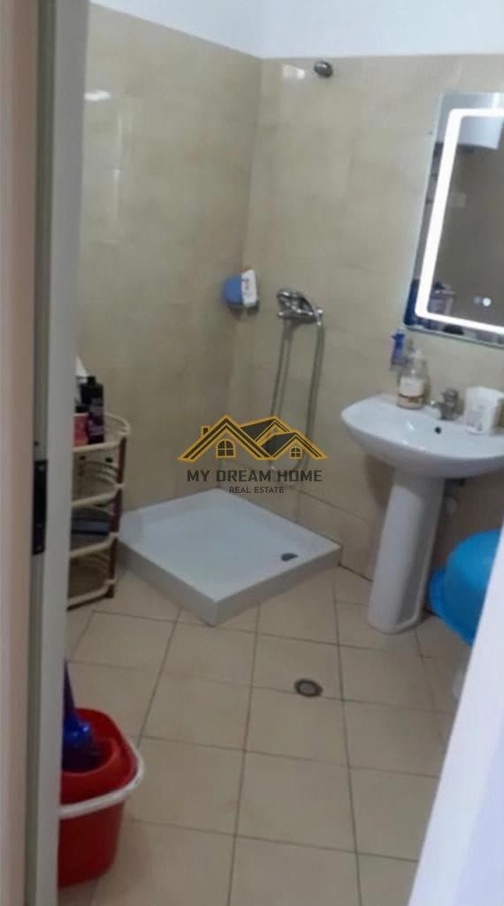 SHITET APARTAMENT 2+1 PLAZH DURRES 3