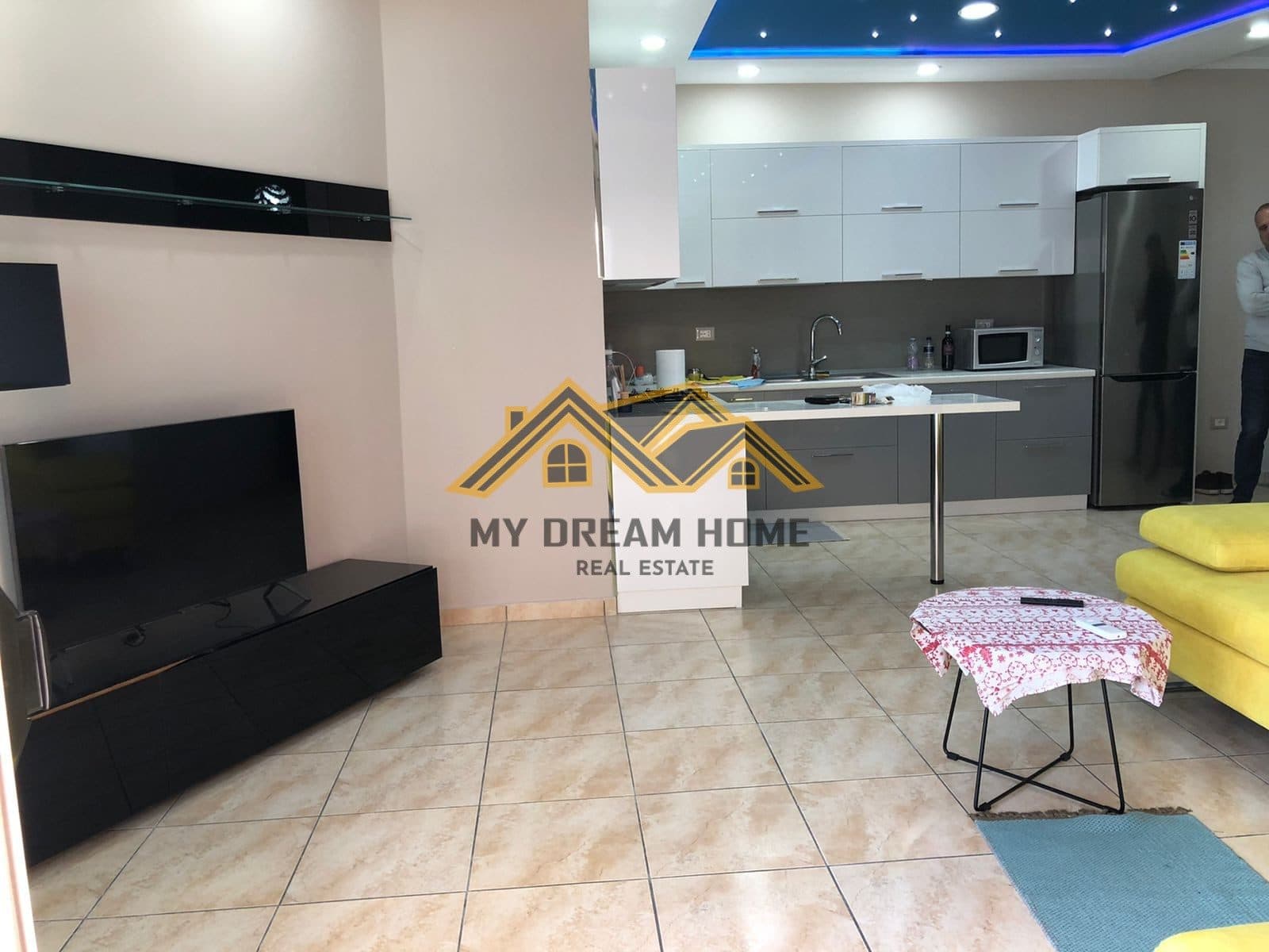 SHITET APARTAMENT 1+1 SHKEMBI KAVAJES ME PAMJE DETI, VIJE E PARE 2