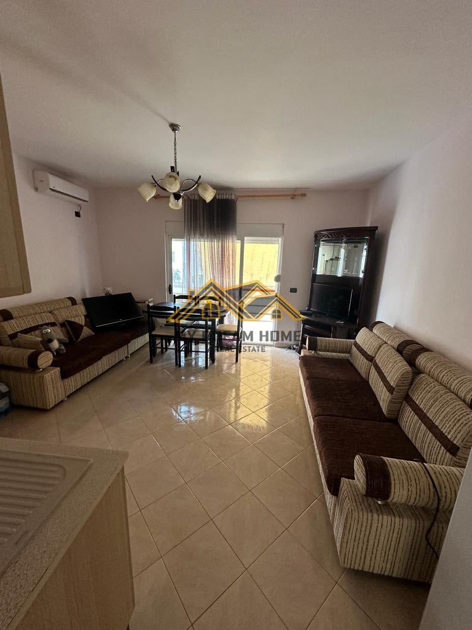 SHITET APARTAMENT 1+1 NE GOLEM !
