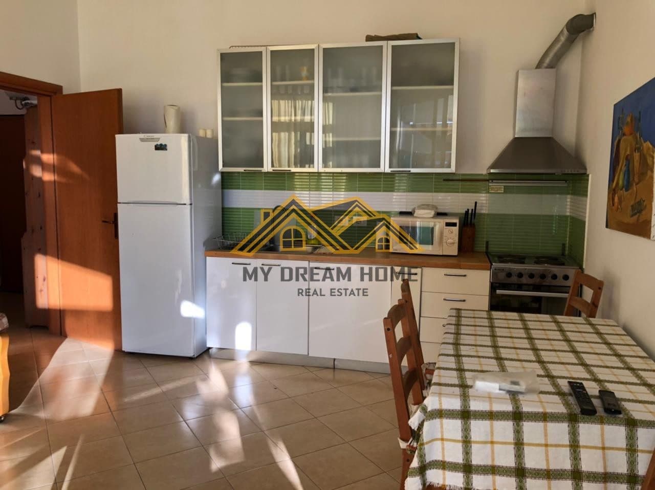 SHITET APARTAMENT 2+1 TEK KOMPLEKSI DIELL QERRET 2